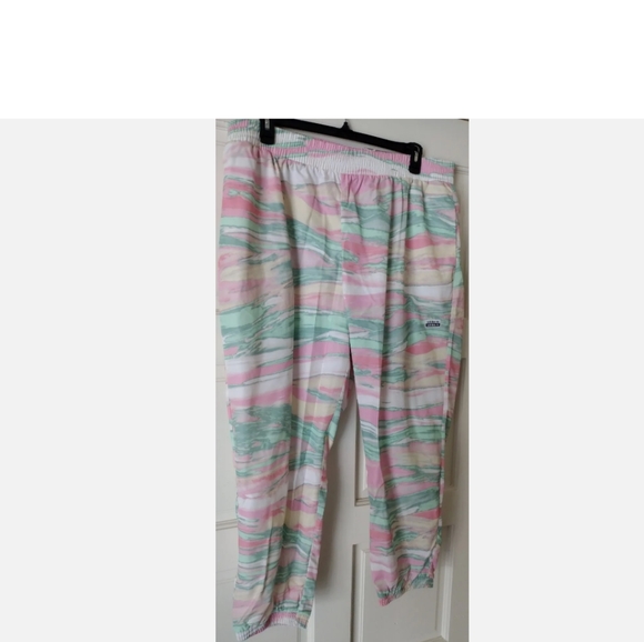 Adidas Women's Multicolor Pink Green Cream Size 2X - Picture 4 of 6